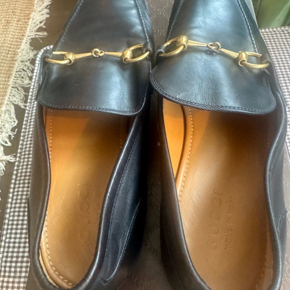 Gucci Jordaan Leather Loafers in Black w/ Gold Horsebits - Picture 8 of 13
